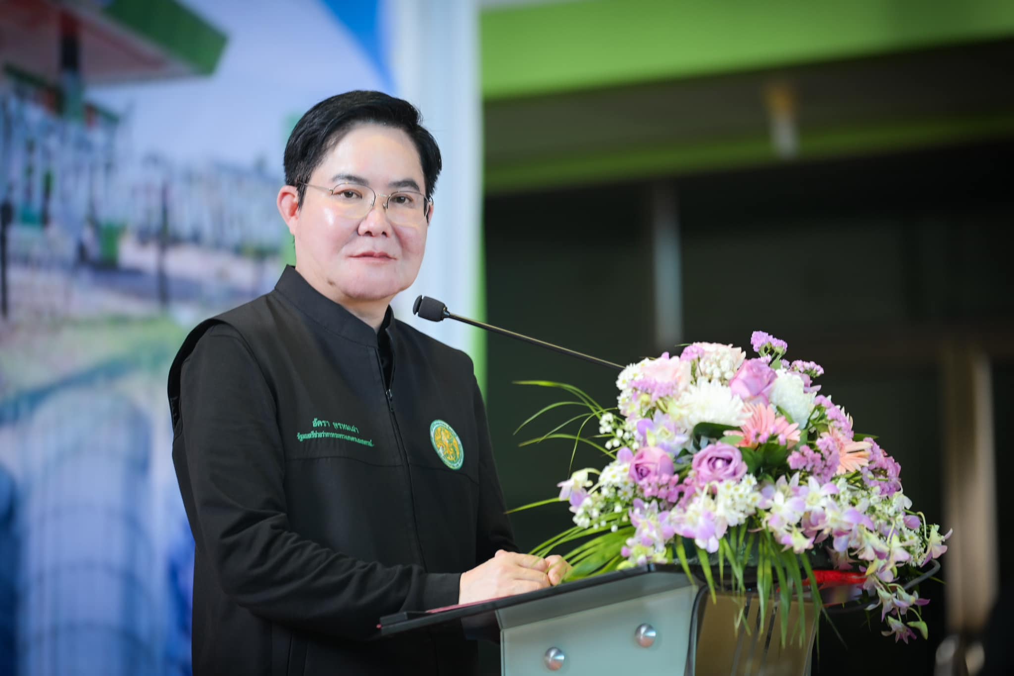 มกอช.เข้าร่วมงานพิธีมอบเงินค่าฝากเก็บและรักษาคุณภาพข้าวเปลือกให้กับสมาชิกสหกรณ์การเกษตรมโนรมย์ จำกัด และเกษตรกรทั่วไป ในโครงการสินเชื่อชะลอการขายข้าวเปลือกนาปี ปีการผลิต 2567/68 ณ สำนักงานสหกรณ์การเกษตรมโนรมย์จำกัด อำเภอมโนรมย์ จังหวัดชัยนาท