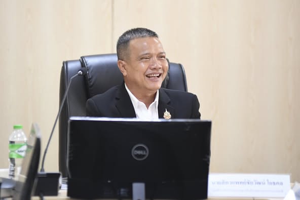เลขาธิการ มกอช. ให้การต้อนรับผู้บริหารและทีมวิจัยศูนย์เทคโนโลยีอิเล็กทรอนิกส์และคอมพิวเตอร์แห่งชาติ (NECTEC) ณ ห้องประชุม 111 อาคาร 1 สำนักงานมาตรฐานสินค้าเกษตรและอาหารแห่งชาติ