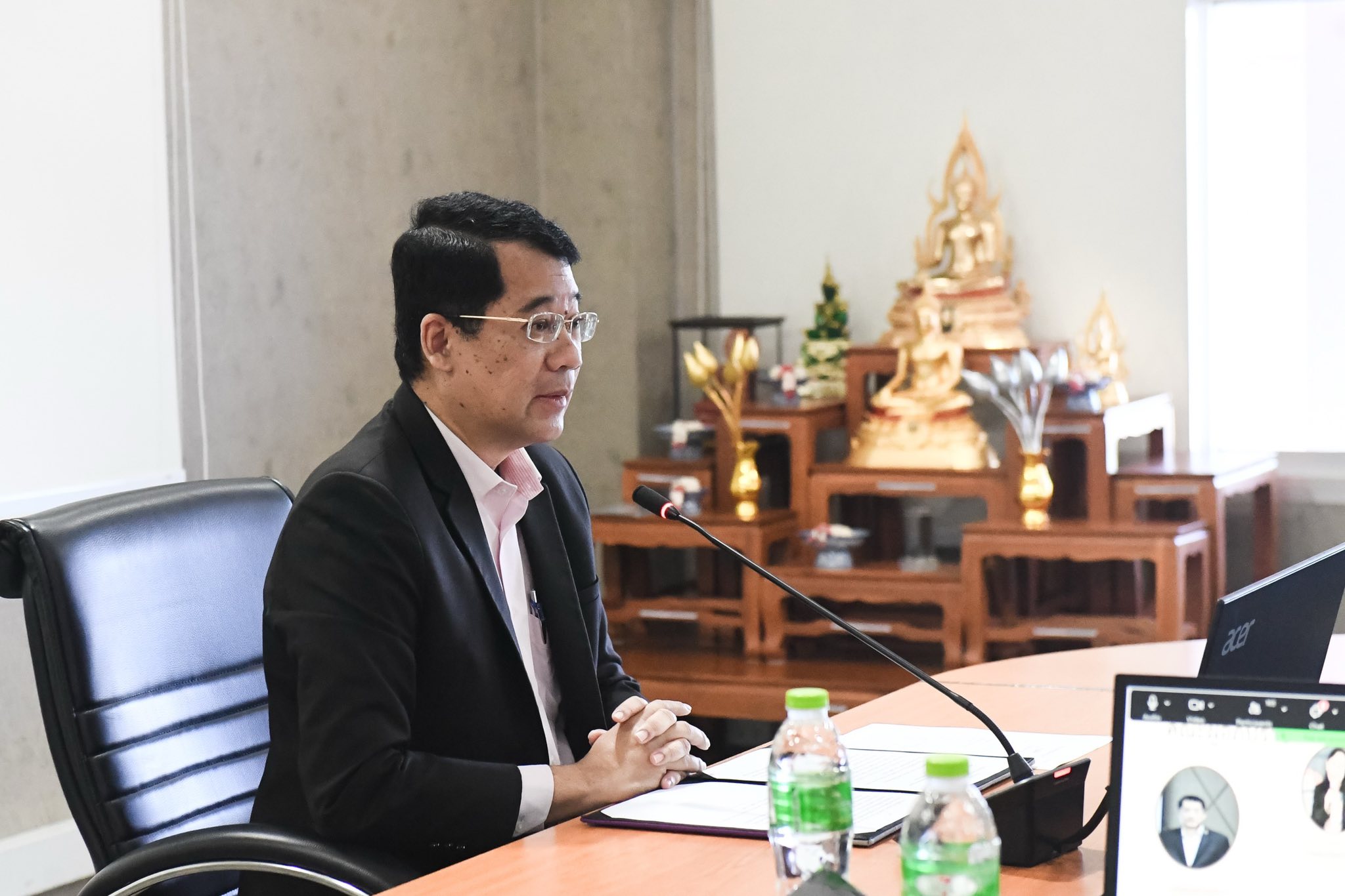 รองเลขาธิการ มกอช. เป็นประธานในพิธีเปิดการสัมมนาระดมความเห็นต่อร่างมาตรฐานสินค้าเกษตร เรื่อง กาแฟคั่ว ณ ห้องประชุม 351อาคาร 3 ชั้น 5 สำนักงานมาตรฐานสินค้าเกษตรและอาหารแห่งชาติ ร่วมกับรูปแบบออนไลน์ผ่านสื่ออิเล็กทรอนิกส์